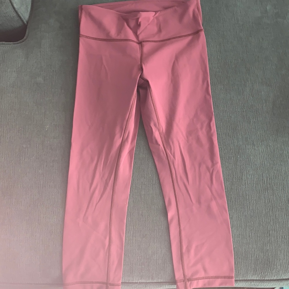 Lululemon pink leggings